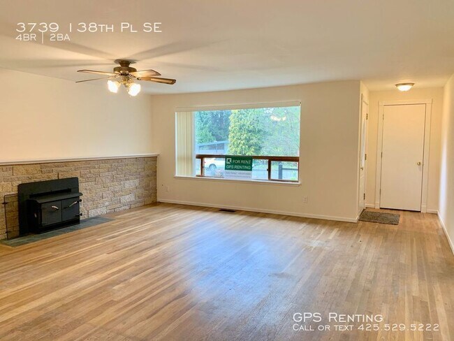 Building Photo - Bellevue 4bd Rambler Close to Factoria