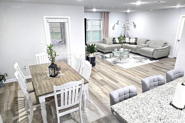 Foto del edificio - Smart 4 Bd / 2 Ba Home in West Mobile Gate...