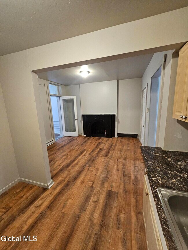 Foto del edificio - 119 Grand St