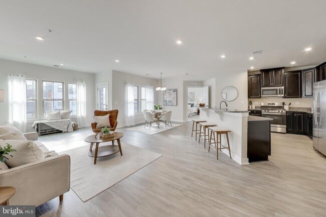 Building Photo - 10020 Ruffian Wy