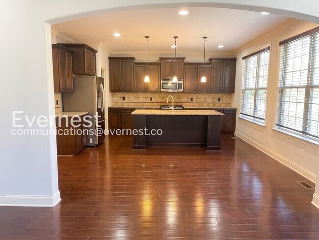 Foto del edificio - 4208 Stone Hall Blvd
