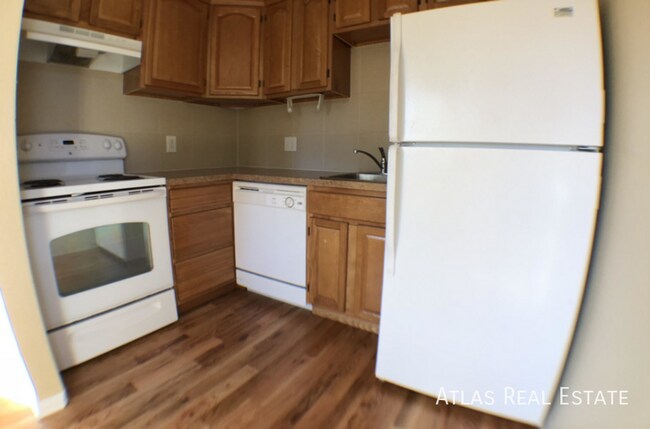 Foto del edificio - 800 Miller Ct