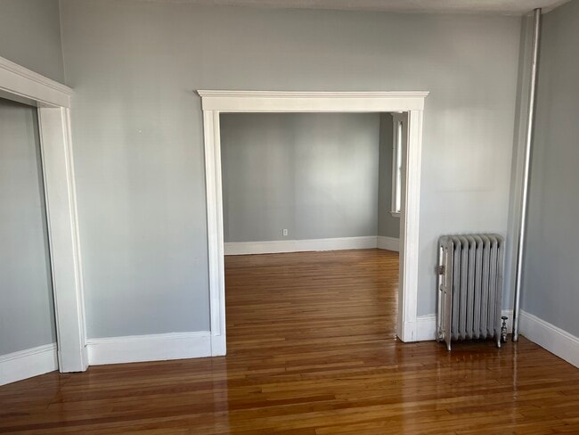 Building Photo - 48 Bowdoin St