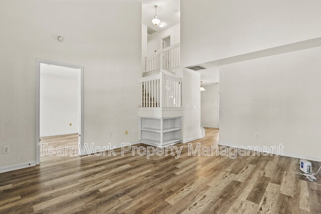 Building Photo - 412 Truman Dr