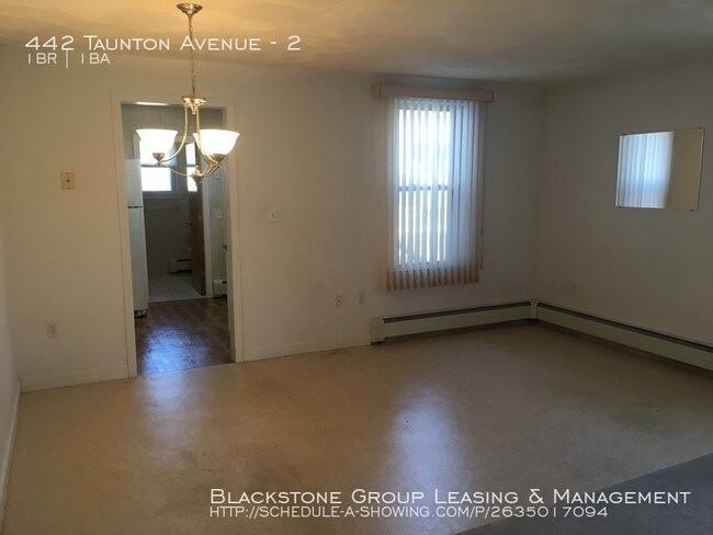 Building Photo - 442 Taunton Avenue