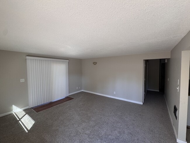 Building Photo - 12800 SW Allen Blvd