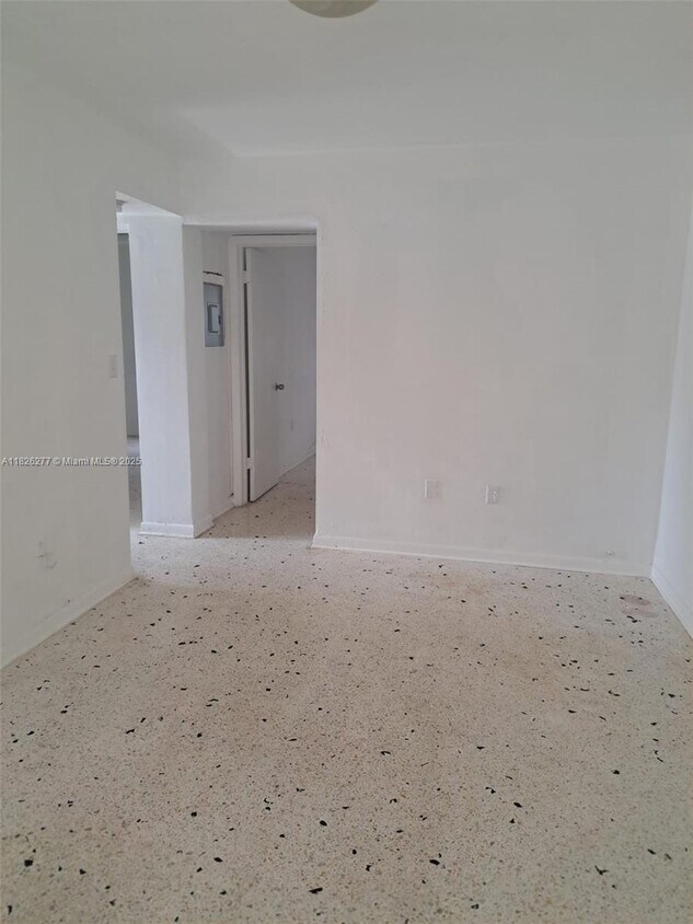 Foto del edificio - 1442 NW 1st St