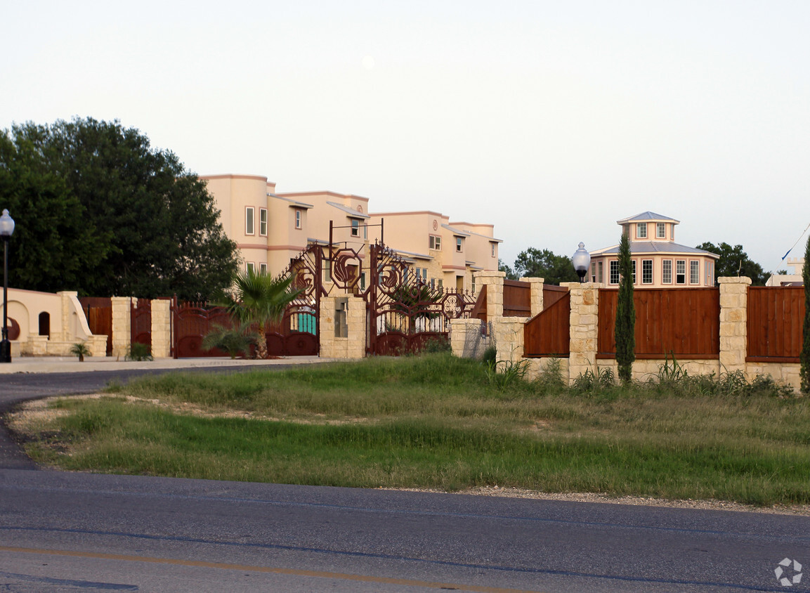 Primary Photo - The Reserve at Retama