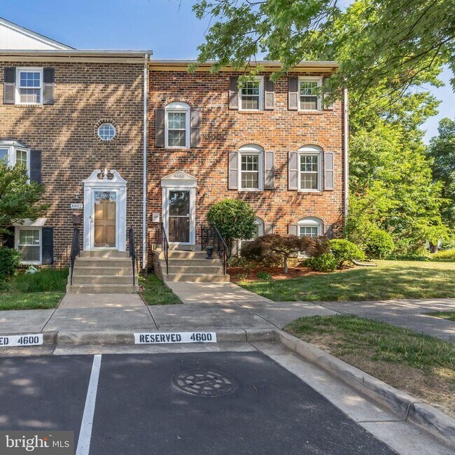 Foto del edificio - 4600 Linmar Ct