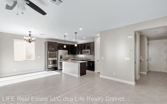Foto del edificio - 3 br, 2.5 bath House - 893 Cirrus Cloud Ave.