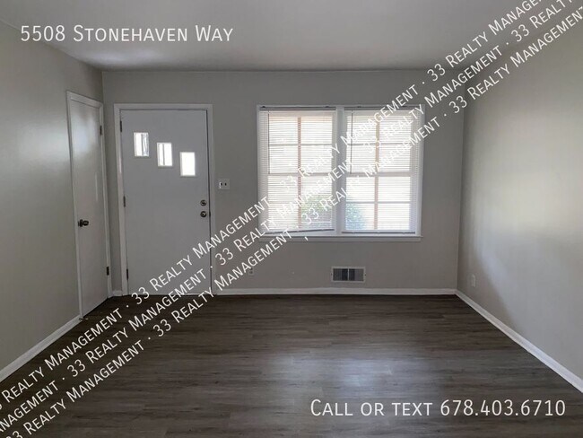 Building Photo - RARE FIND - Super Spacious Brick RANCH wit...