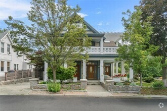 Building Photo - 43 Ackerman St