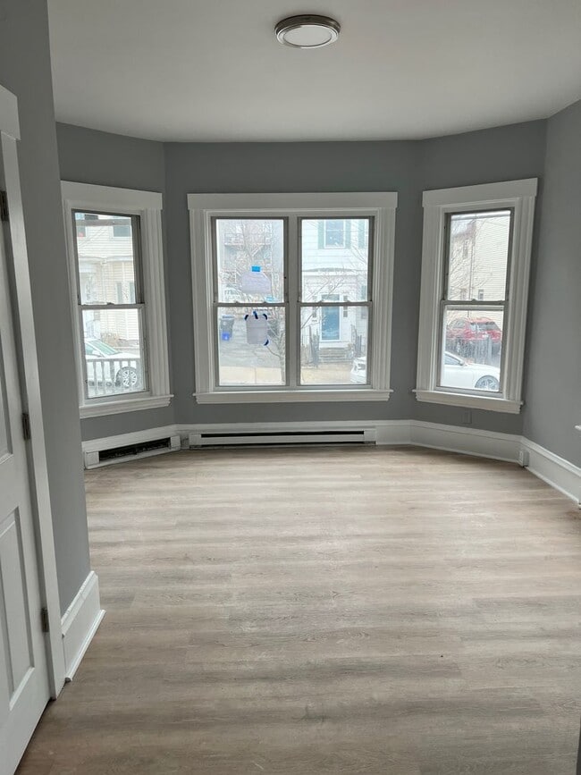 Foto del edificio - 72-74 Bloomingdale St