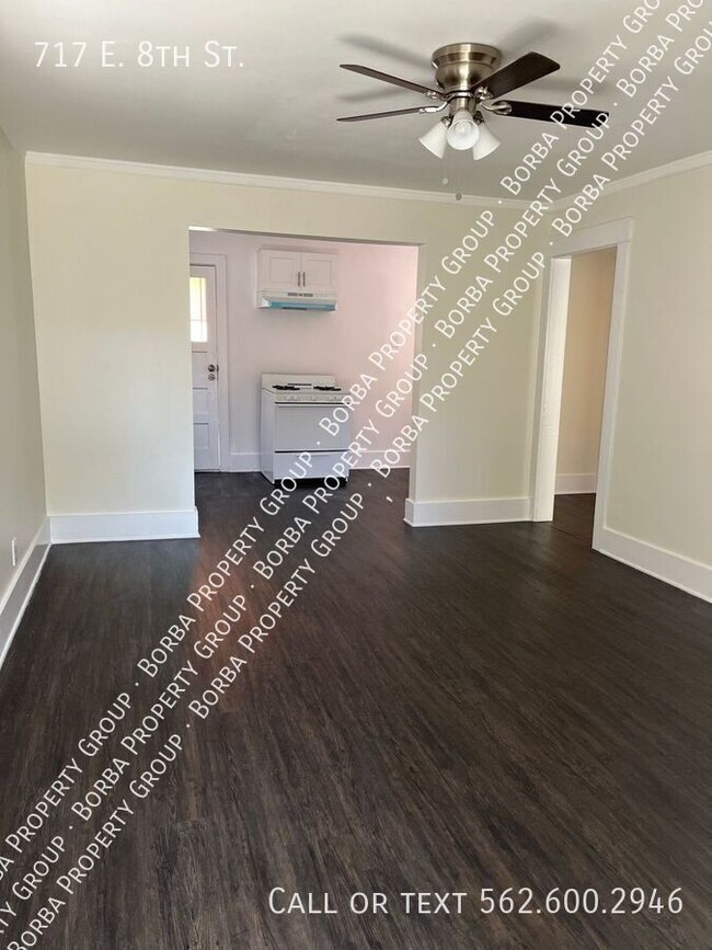 Foto del edificio - 717 E 8th St