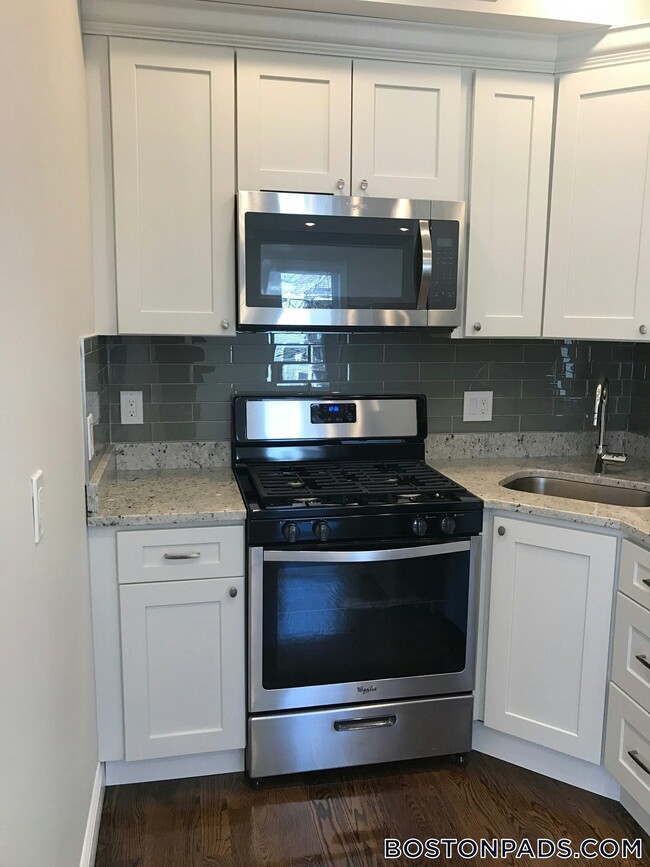 Foto del edificio - 19 Perrin St