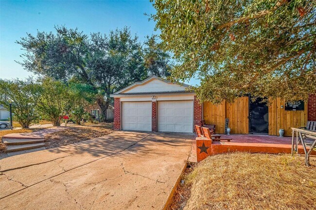 Foto del edificio - 18211 Dinner Creek Dr