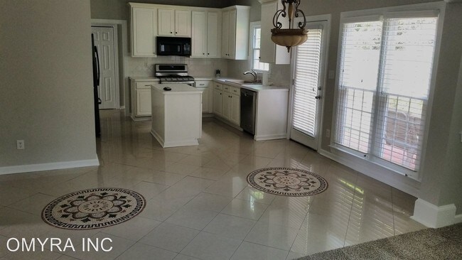 Foto del edificio - 4 br, 2.5 bath House - 3567 Montwood Court