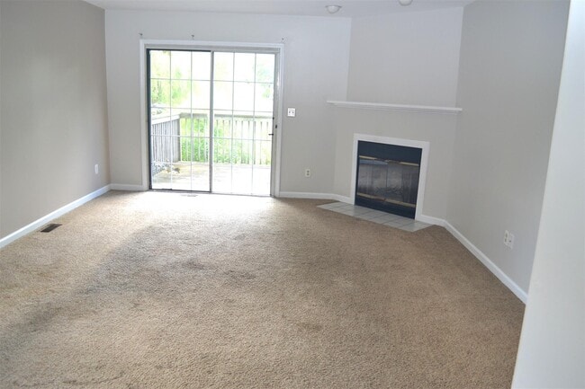 Building Photo - 308 Covington Green Ln