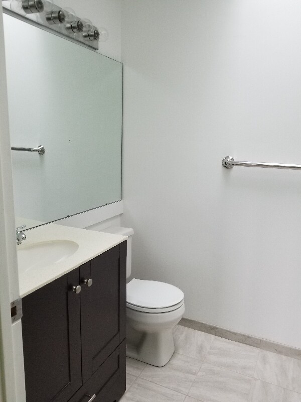 Foto del edificio - 3040 Winterberry Dr