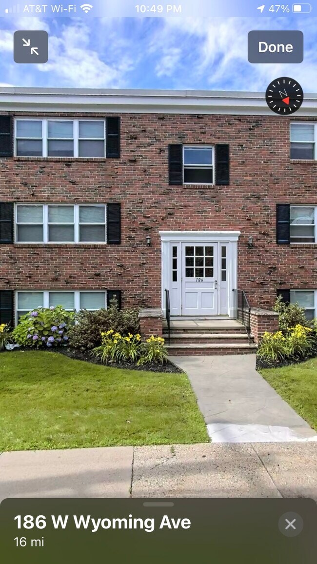 FrontOf - 186 W Wyoming Ave