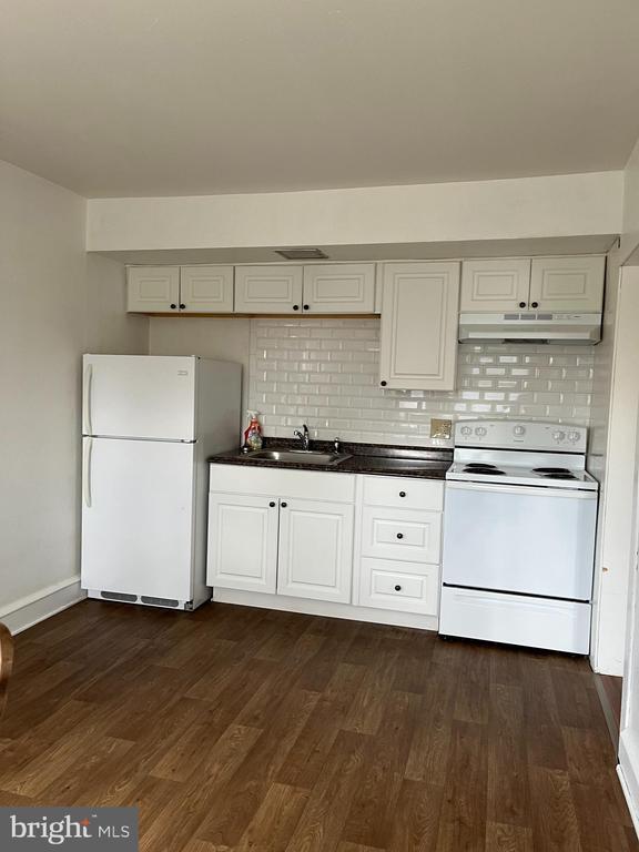 Foto del edificio - 3 N State St