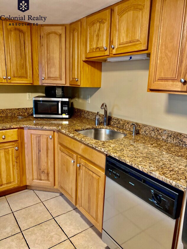 Foto principal - 89 Brainerd Rd