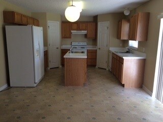 Building Photo - 102 Flatfish Ct