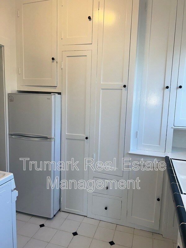 Foto del edificio - 40 S Wilson Ave