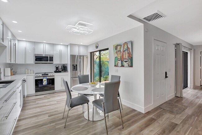 Foto del edificio - 9126 SW 20th Pl