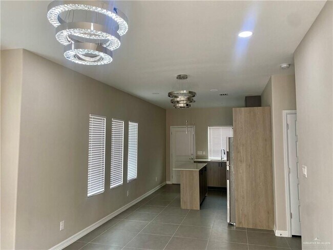 Foto del edificio - 5601 Puffin Ave