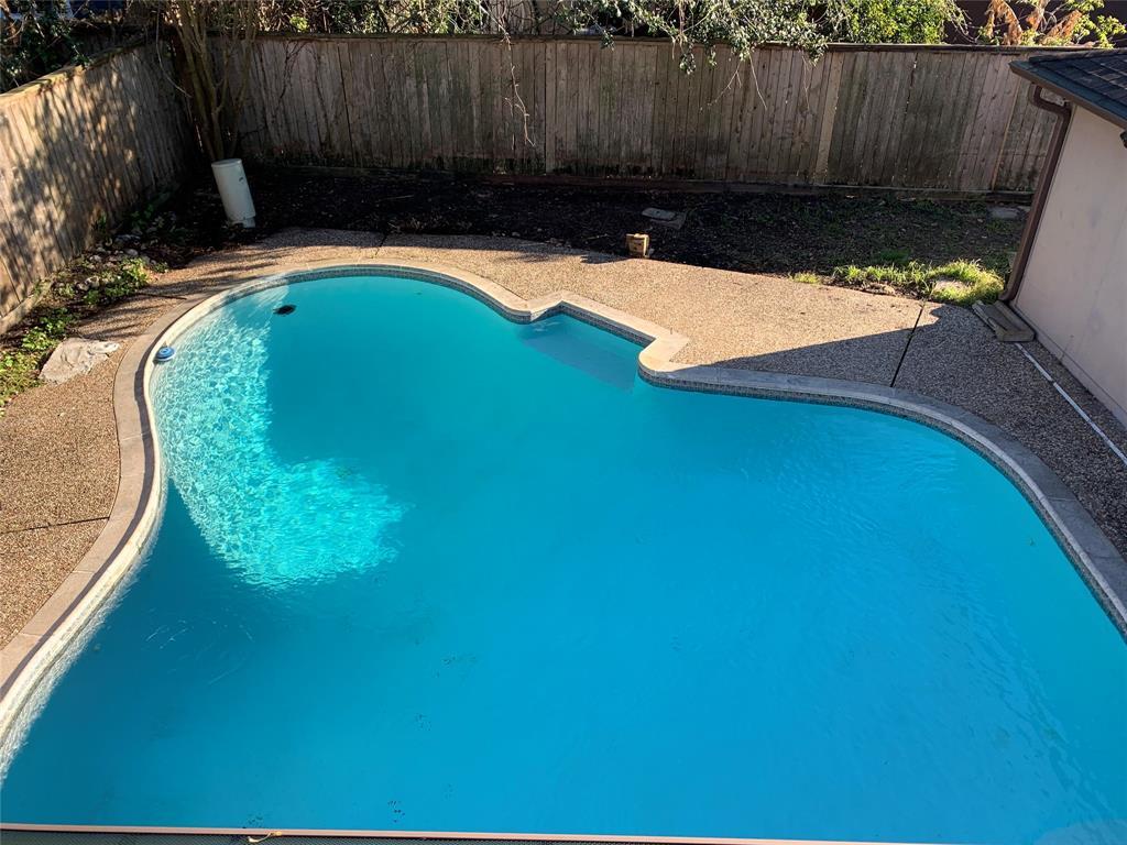 Primary Photo - 13102 Sherwood Oaks Dr