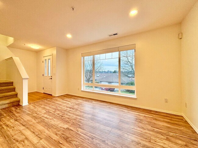 Foto del edificio - Convenience at Your Doorstep – Townhome for Rent in Newcastle