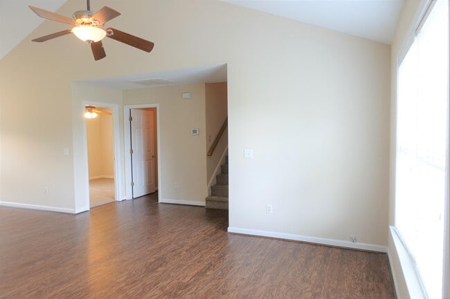 Building Photo - 100 Lauren Wood Cir