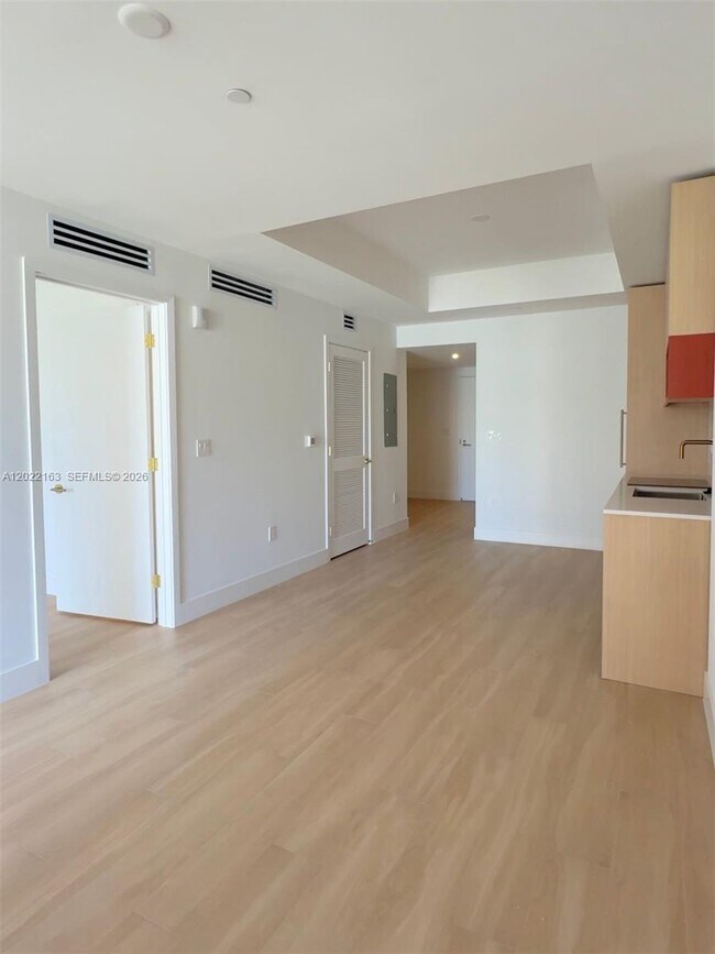 Foto del edificio - 90 NE 32nd St