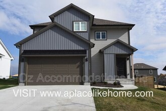 Building Photo - 4008 NW 95th Terrace