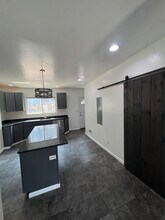 Building Photo - 3232 Harcum Way