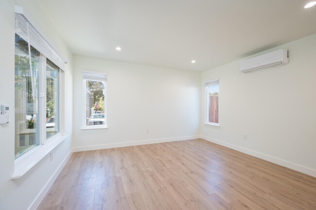 Sala de estar - 680 Morro St