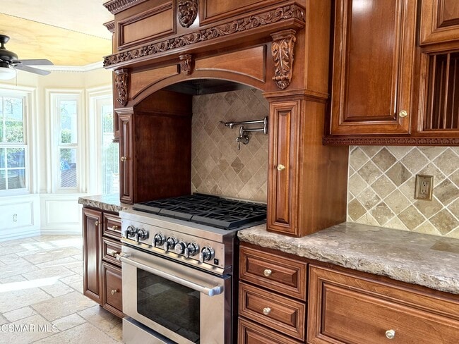Building Photo - 29608 Lazy Oak Pl