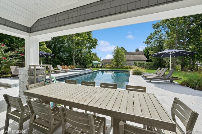 Foto del edificio - 935 Corey Creek Ln