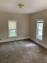 Building Photo - 2809 South Ave