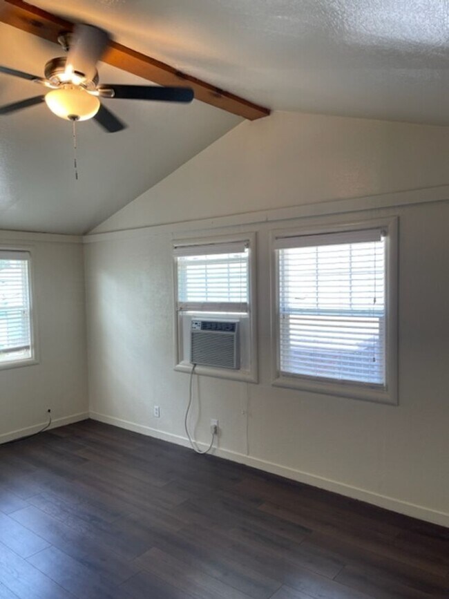 Foto del edificio - lake834