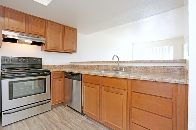 3BR Townhouse Remodel Kitchen - Fountain Place