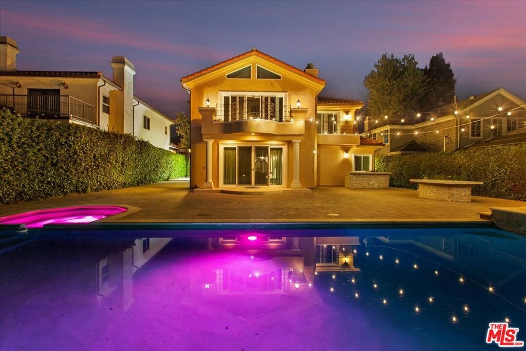 Foto principal - 4144 Nagle Ave