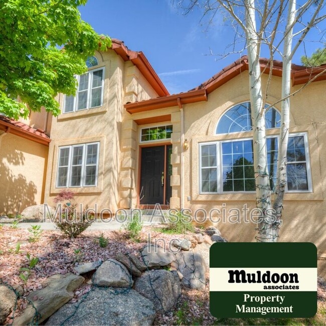 Photo - 140 Ellsworth St House