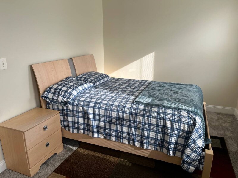 Foto principal - 826 L St NE