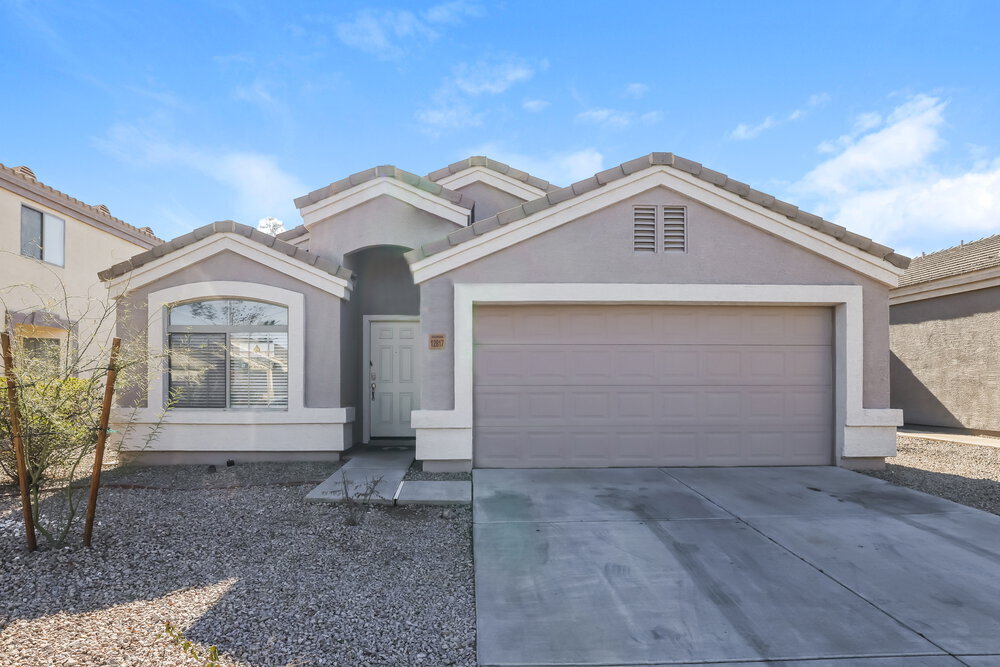 Foto principal - 12817 W Mandalay Ln