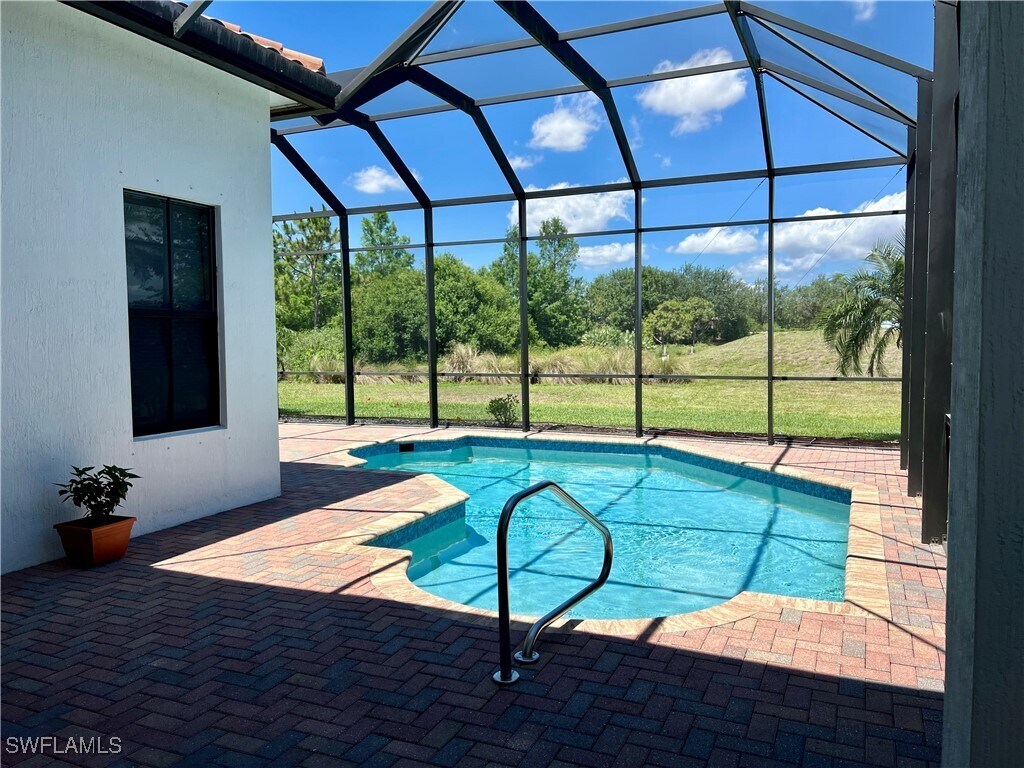 Foto principal - 5351 Ferrari Ave