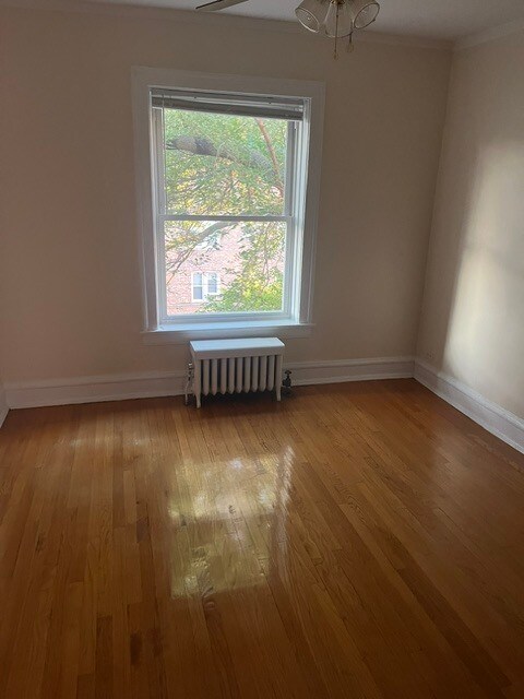 Building Photo - 720 Hinman-2W