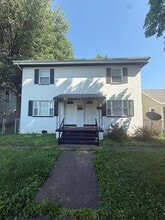 Building Photo - 208-210 10th Ave