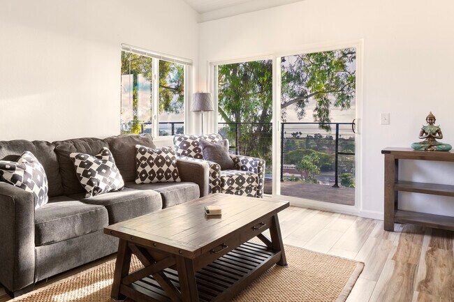 Foto del edificio - Channel View Apartments